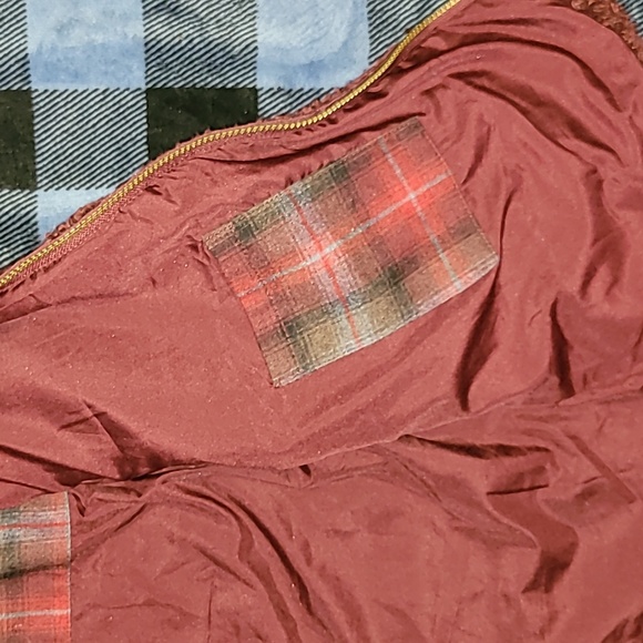 Pendleton. Heavy-lined, full-zip, fuzzy fleece. Women's size Medium. - Picture 10 of 15